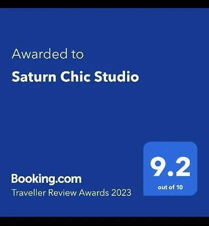 Chic Studio アパート